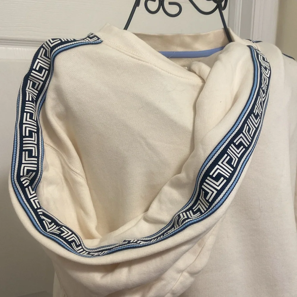 Offwhite Tory Burch sweatshirt with geometric design on sleeves - Picture 2 of 5